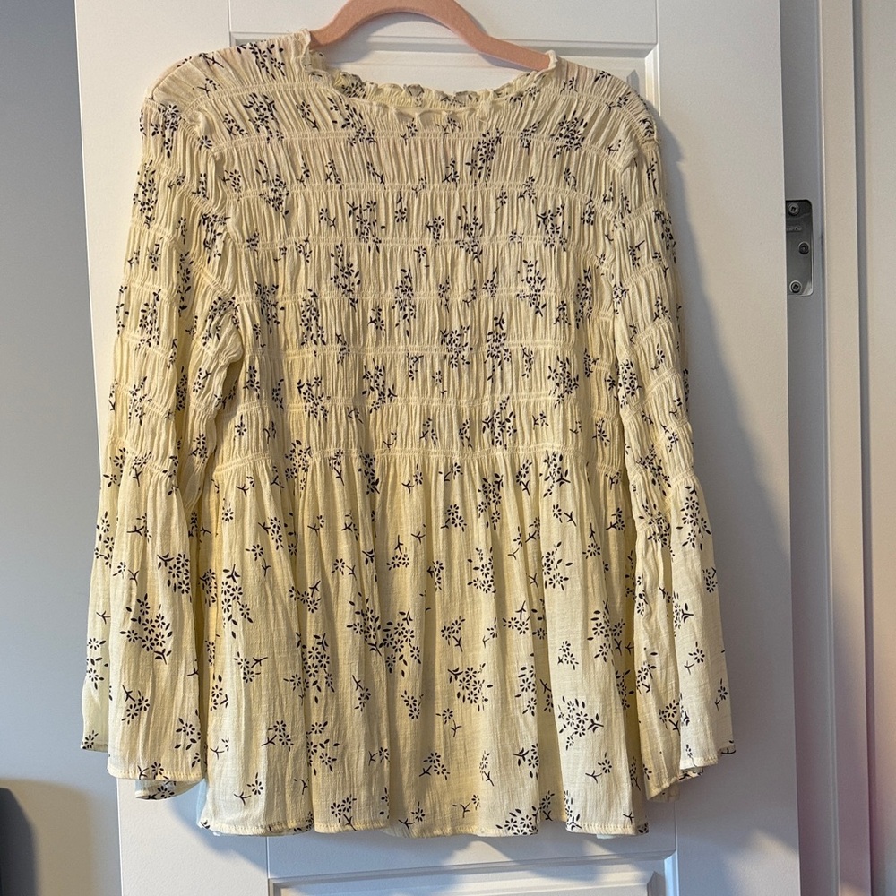 Adiva Cream and Black Floral Top